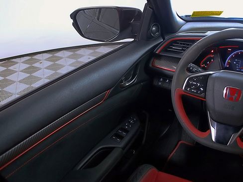 Used 2021 Honda Civic Type R image 19