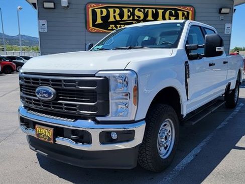 Used 2024 Ford F250 XL w/ XL Chrome Package AWD/4WD image 2