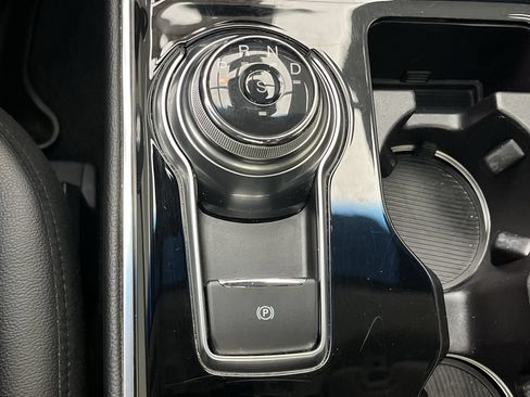 Certified 2019 Ford Edge Titanium w/ Equipment Group 301A FWD image 27