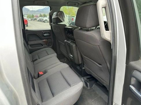 Used 2018 GMC Sierra 1500 SLE w/ Suspension Package, Off-Road image 13