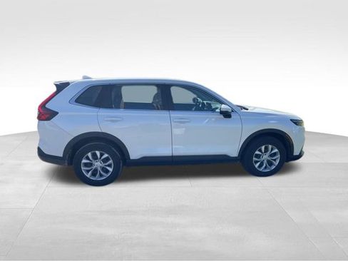 Used 2023 Honda CR-V LX image 9
