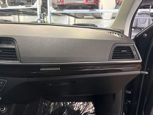 Used 2020 Audi Q5 2.0T Premium Plus AWD/4WD image 55
