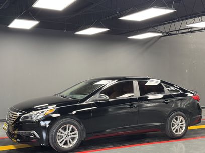 Used 2015 Hyundai Sonata SE w/ Option Group 09