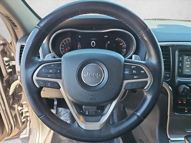 Used 2017 Jeep Grand Cherokee Laredo w/ Quick Order Package 2BE RWD image 13