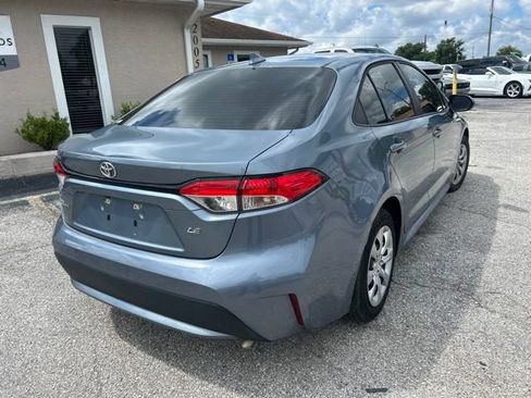 Used 2020 Toyota Corolla LE FWD image 5