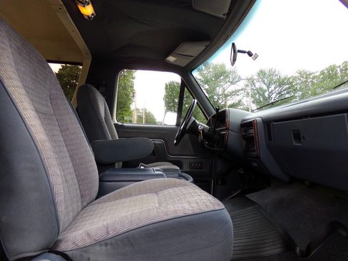 Used 1990 Ford Bronco AWD/4WD image 23
