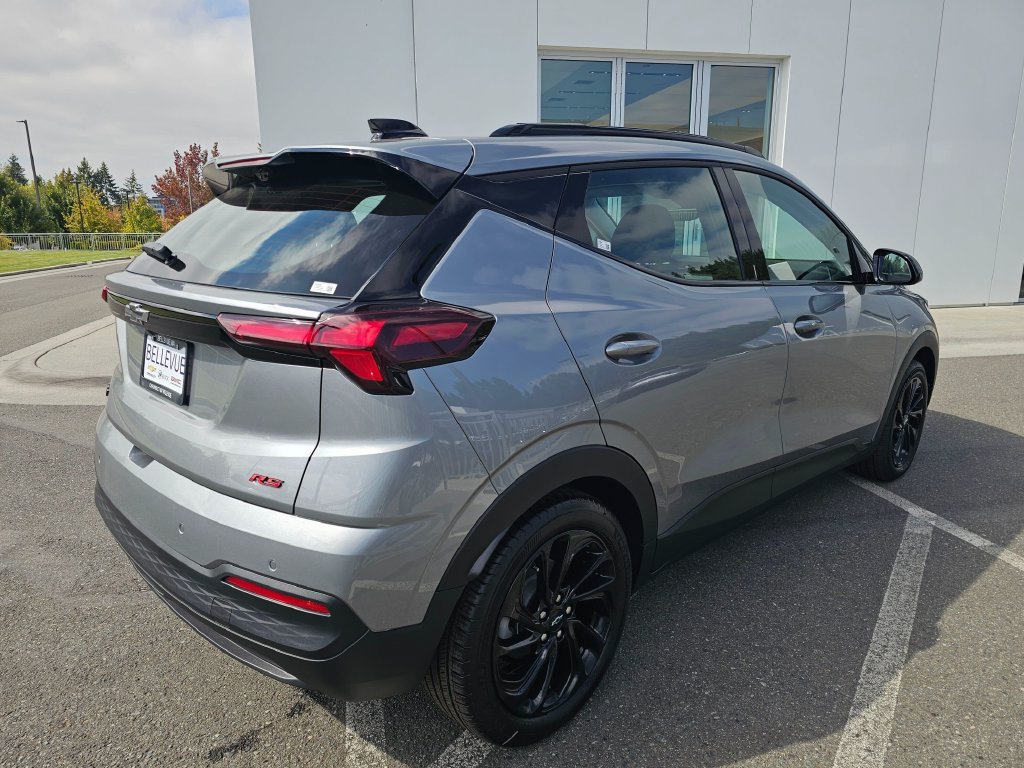 New 2027 Chevrolet Bolt RS w/ Technology Package FWD image 7
