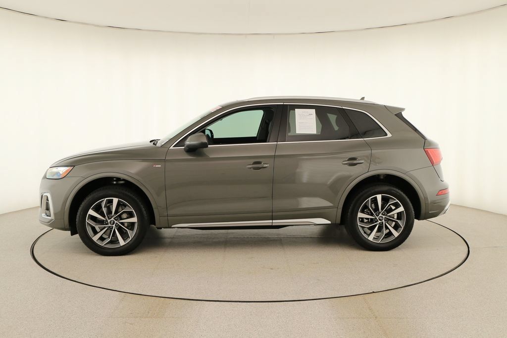 Certified 2024 Audi Q5 2.0T Premium Plus AWD/4WD image 2