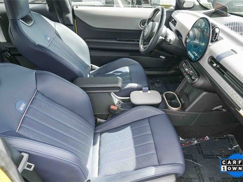 Used 2025 MINI Cooper S image 17