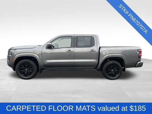 Used 2023 Nissan Frontier SV w/ Tow Package image 4