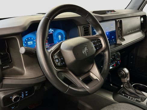 Used 2025 Ford Bronco Big Bend image 18