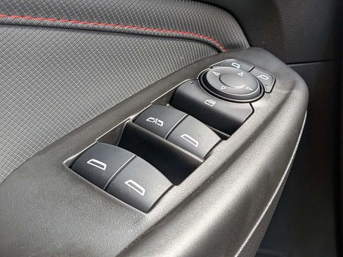 Used 2024 Chevrolet TrailBlazer RS w/ Convenience Package AWD/4WD image 28