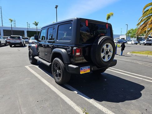 Used 2021 Jeep Wrangler Unlimited Sport AWD/4WD image 5