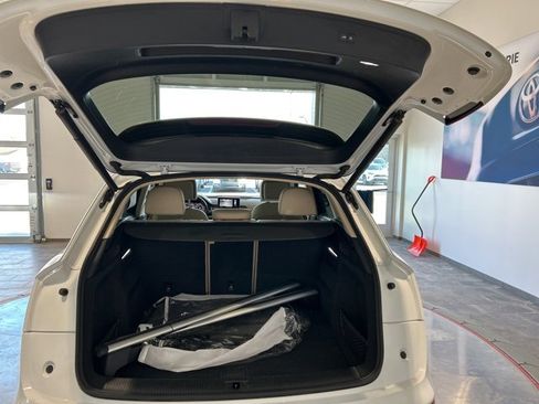 Used 2019 Audi Q5 2.0T Premium Plus w/ Premium Plus Package image 18