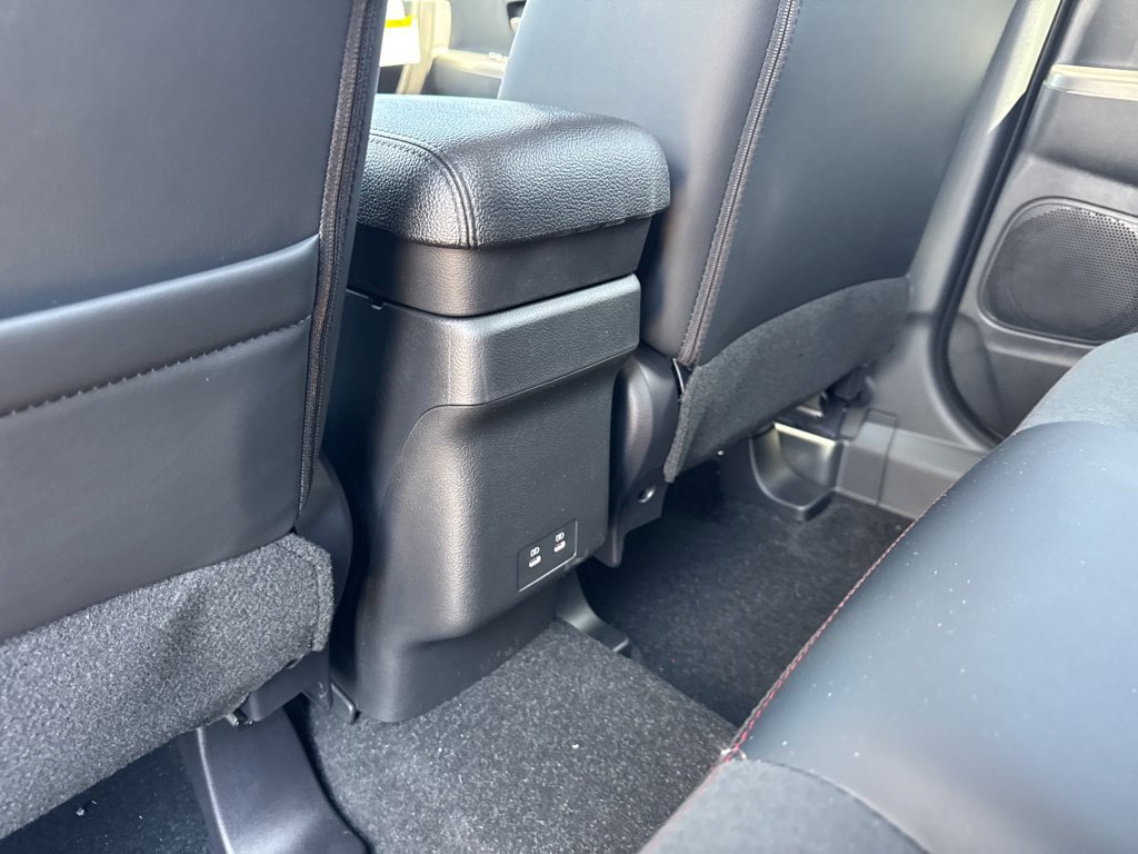 New 2027 Mitsubishi Outlander Sport SE FWD image 27