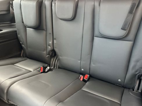 New 2025 Subaru Ascent Touring w/ Popular Package #2 image 15