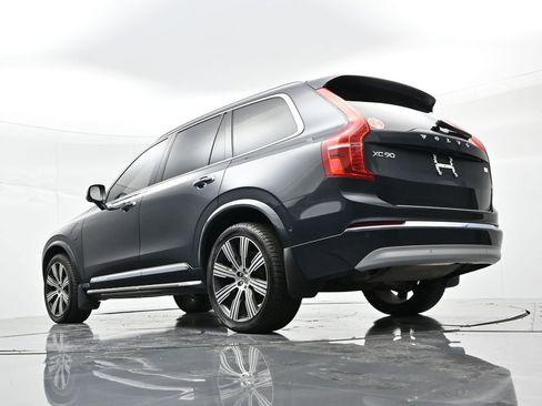 Used 2022 Volvo XC90 T8 Inscription w/ Lounge Package AWD/4WD image 22