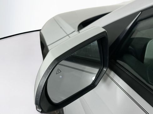 Used 2024 Hyundai Ioniq 5 SEL image 16