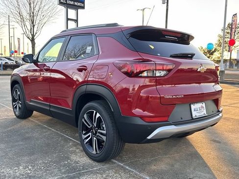 New 2026 Chevrolet TrailBlazer LT w/ Convenience Package FWD image 7