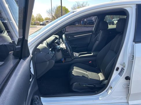 Used 2019 Honda Civic Sport image 7