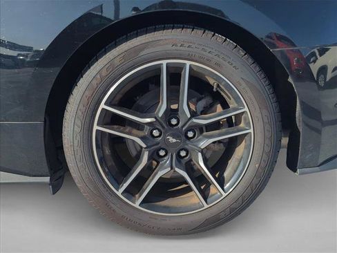 Used 2022 Ford Mustang Convertible w/ Equipment Group 101A RWD image 6