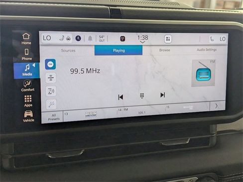 Certified 2025 Jeep Wrangler Unlimited Sahara w/ Safety Group image 18