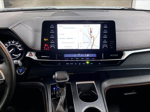 Used 2021 Toyota Sienna XSE w/ XSE Plus Package AWD/4WD image 19