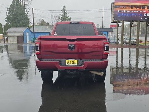 Used 2021 RAM 2500 Laramie image 8