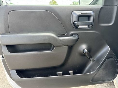 Used 2015 Chevrolet Silverado 1500 W/T RWD image 17