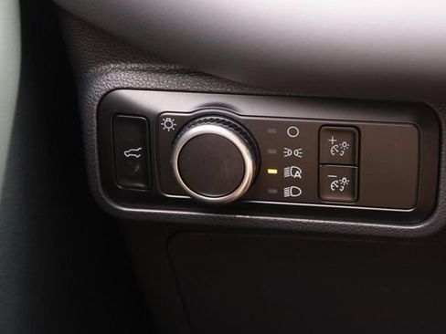 Certified 2025 Ford Explorer Active AWD/4WD image 21