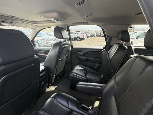 Used 2007 Chevrolet Tahoe LTZ w/ LTZ Preferred Equipment Group image 9