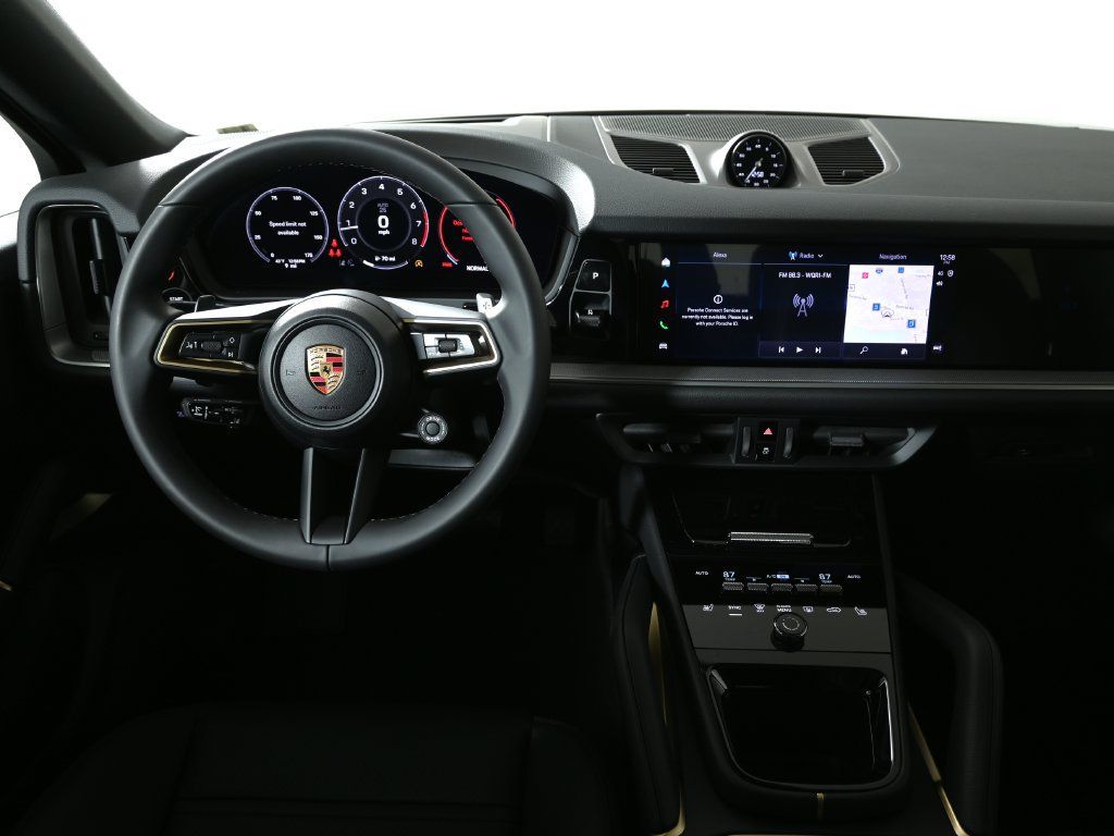 Used 2026 Porsche Cayenne Coupe AWD/4WD image 17