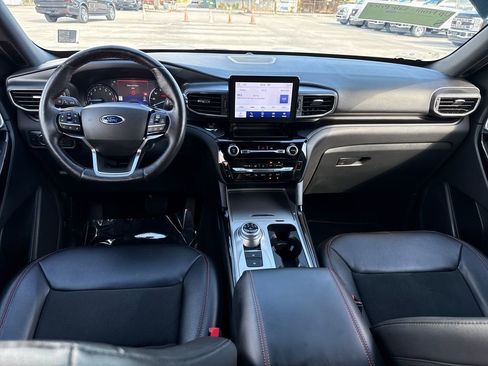 Used 2022 Ford Explorer ST-Line image 6