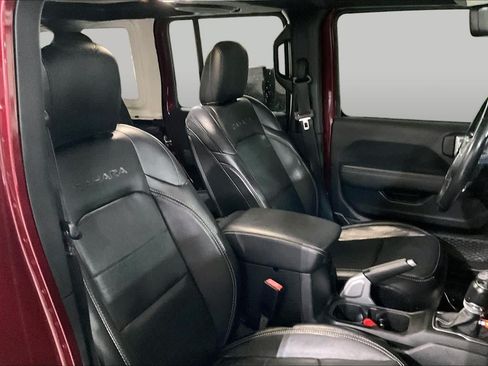 Used 2021 Jeep Wrangler Unlimited Sahara w/ Safety Group AWD/4WD image 9