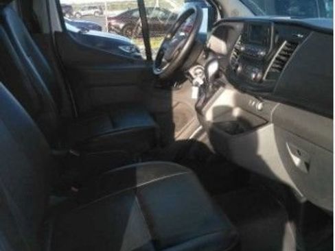 Used 2023 Ford Transit 250 148 High Roof RWD image 4