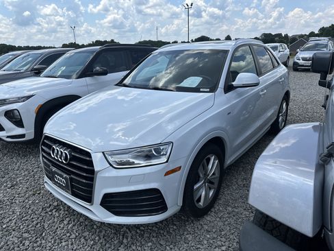 Used 2018 Audi Q3 2.0T Premium AWD/4WD image 4