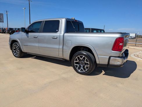 Used 2025 RAM 1500 Laramie w/ Laramie Southwest Edition image 6