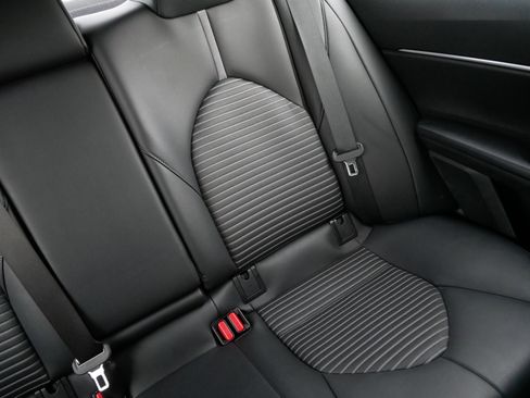 Certified 2023 Toyota Camry SE image 14