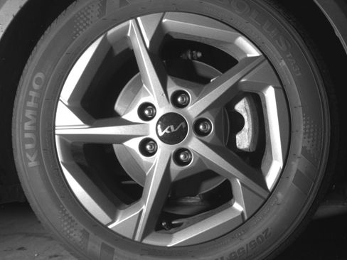 Used 2025 Kia K4 LXS image 13