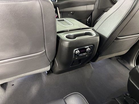 Used 2023 GMC Yukon Denali w/ Max Trailering Package AWD/4WD image 39