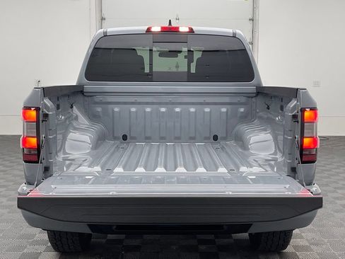 Used 2024 Nissan Frontier PRO-4X w/ Technology Package AWD/4WD image 7