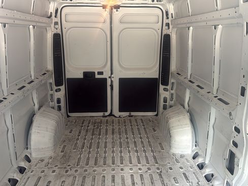 Used 2023 RAM ProMaster 2500 FWD image 21