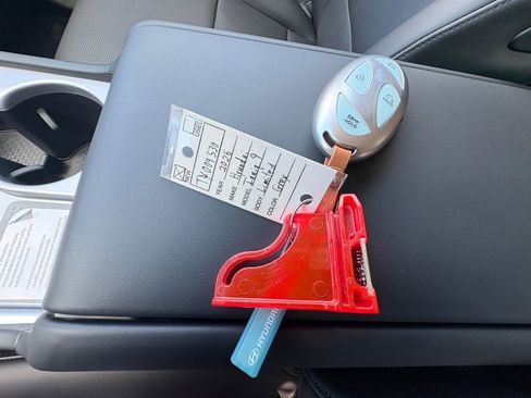 New 2026 Hyundai Ioniq 9 Limited image 38