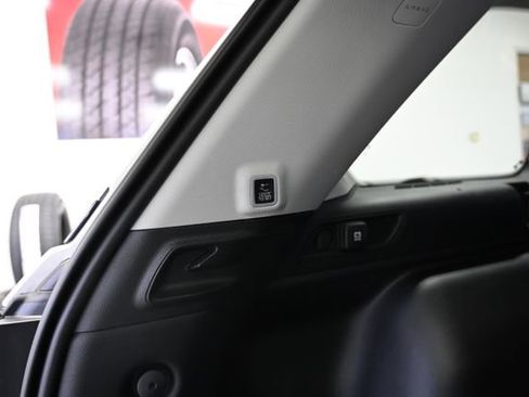 Used 2023 Jeep Grand Cherokee Laredo w/ Luxury Tech Group I image 30