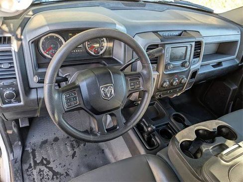 Certified 2017 RAM 2500 Tradesman w/ Chrome Appearance Group image 16