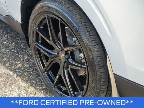 Certified 2025 Ford Maverick XLT image 7