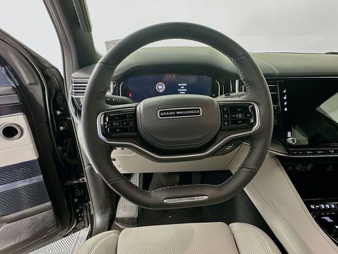 New 2026 Jeep Grand Wagoneer Summit image 15