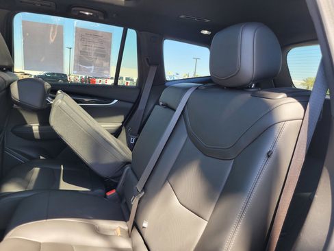 Certified 2024 Cadillac XT6 Premium Luxury AWD/4WD image 13