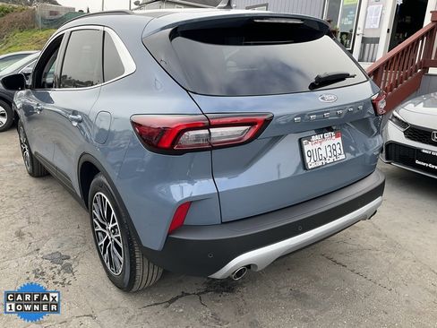 Used 2025 Ford Escape SE image 77