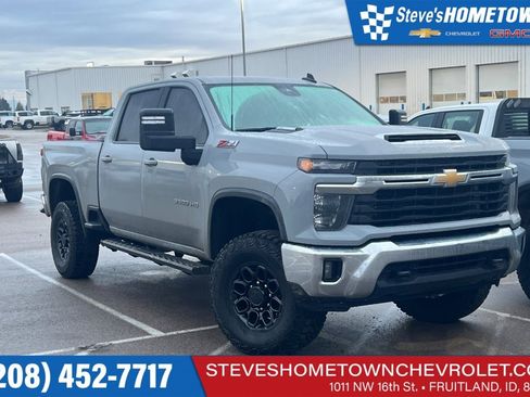 Used 2024 Chevrolet Silverado 3500 LT w/ Convenience Package image 1